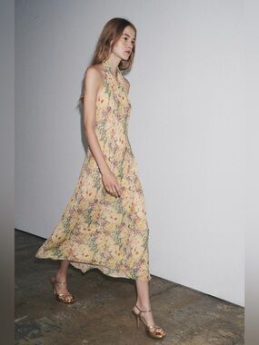 ZARS Yellow Floral Halter Maxi Dress. M NWT